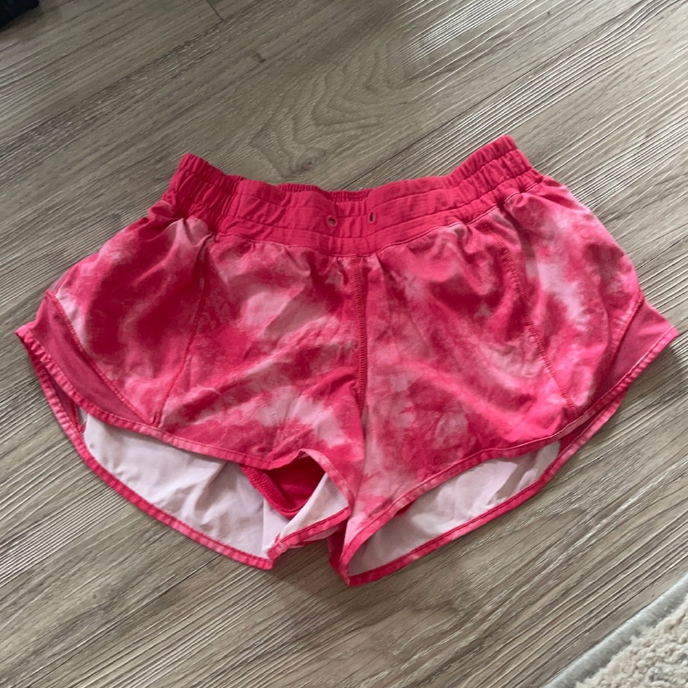 lululemon hotty hot shorts